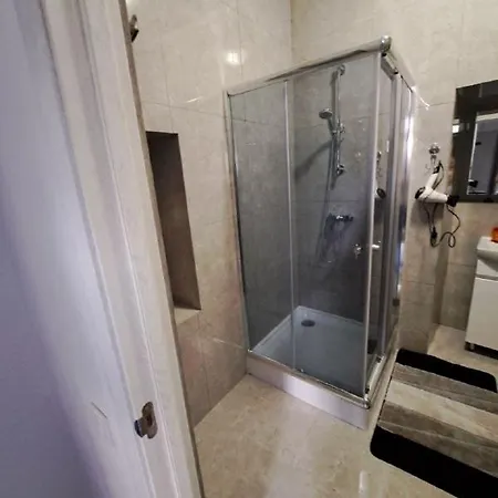 двокімнатні в центрі міста лева Apartamento