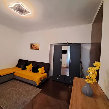 двокімнатні в центрі міста лева Apartmán