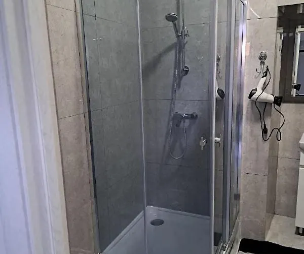 двокімнатні в центрі міста лева *